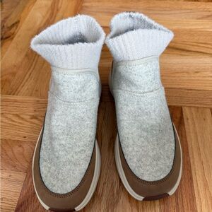 Merrell women cloud renew bluff snow boot